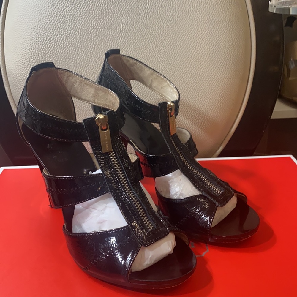 Michael Kors High Heel Sandals Used. - Picture 3 of 7